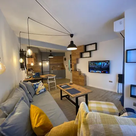 Nomad Hut 1br Next To Old Town Free Street Parking Plovdiv
